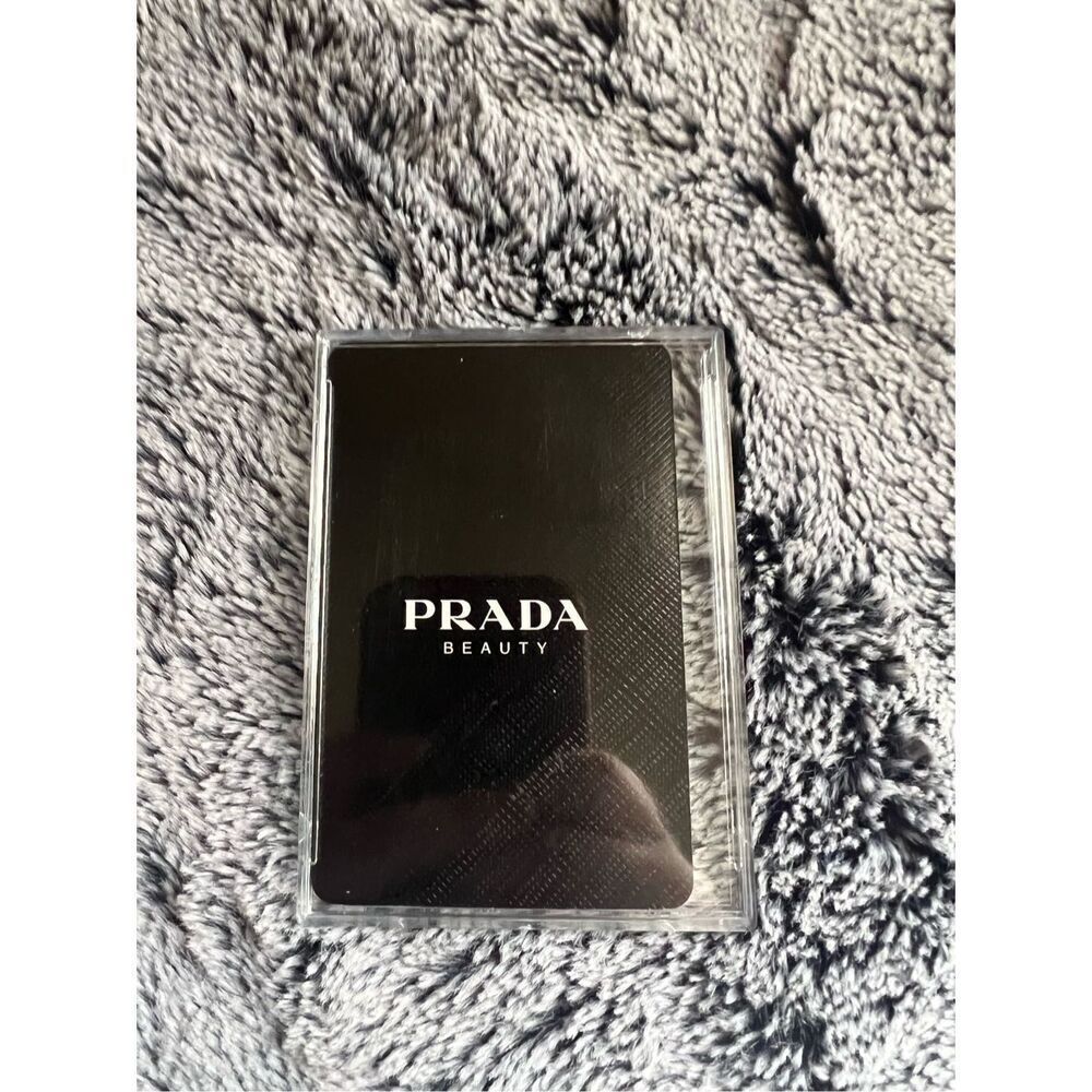 Prada playing card - Picture 4 of 5